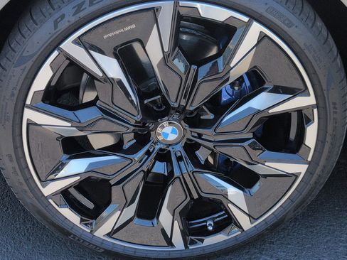 Used 2025 BMW i5 M60 w/ Premium Package AWD/4WD image 13
