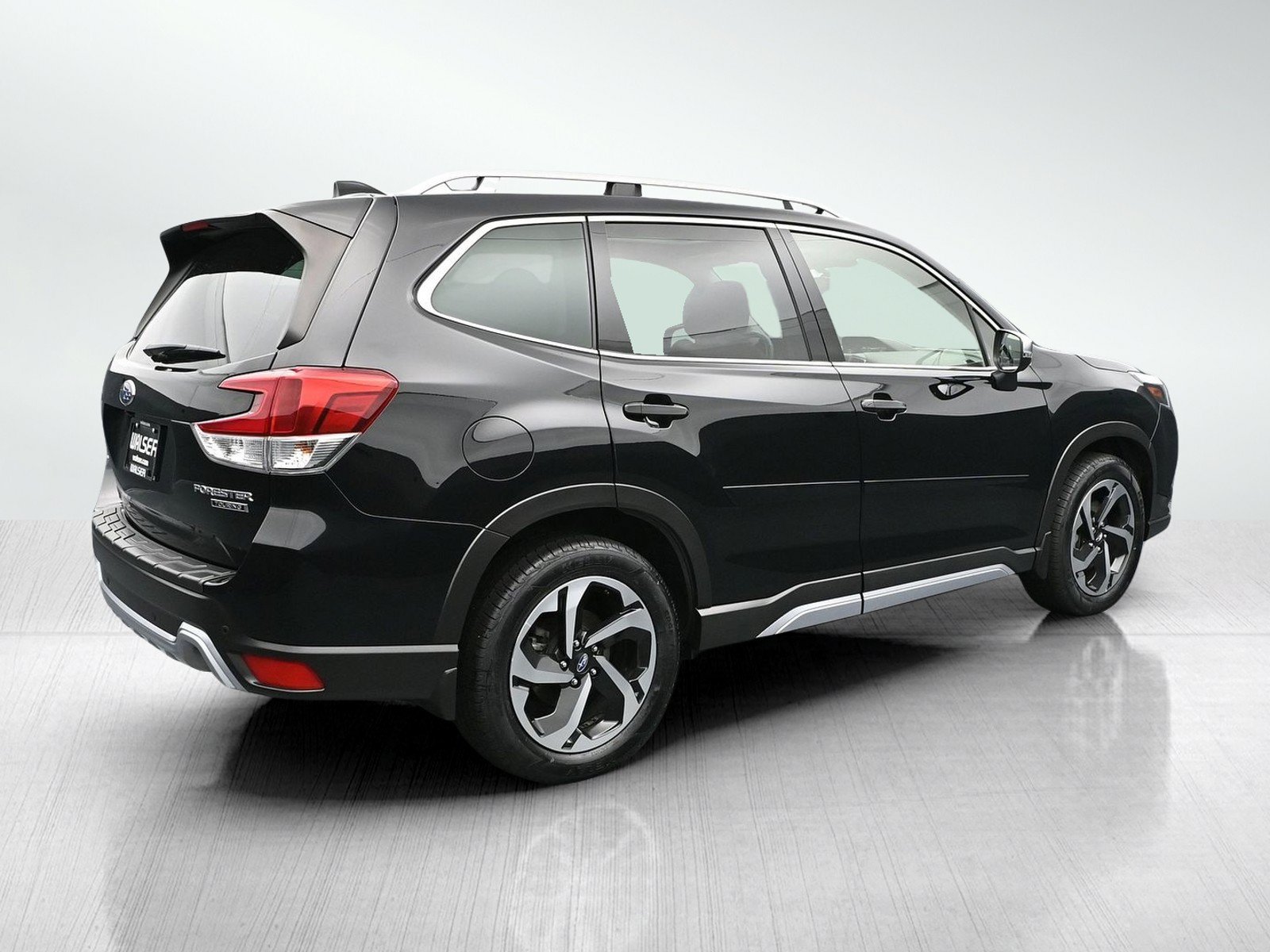 Used 2023 Subaru Forester Touring AWD/4WD image 7