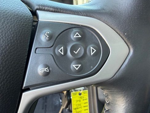 Used 2022 Chevrolet Colorado ZR2 AWD/4WD image 19