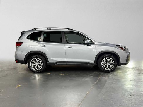 Used 2021 Subaru Forester Premium w/ Popular Package #1 AWD/4WD image 2