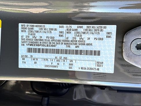 New 2025 Ford Bronco Badlands image 12