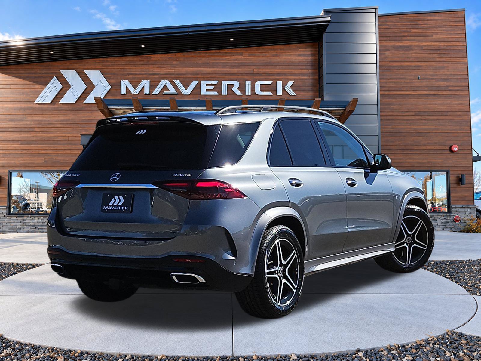 Used 2024 Mercedes-Benz GLE 450 4MATIC image 6