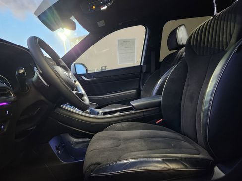 Used 2024 Hyundai Palisade Calligraphy image 45