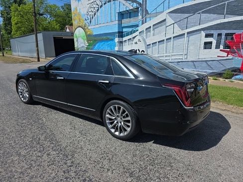 Used 2017 Cadillac CT6 Luxury RWD image 5