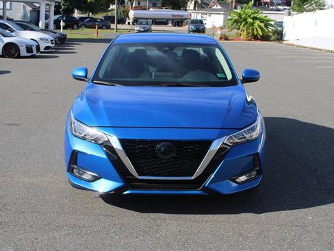 Used 2023 Nissan Sentra SV image 3