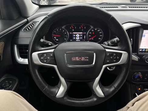 Used 2021 GMC Terrain SLE w/ Driver Convenience Package image 18