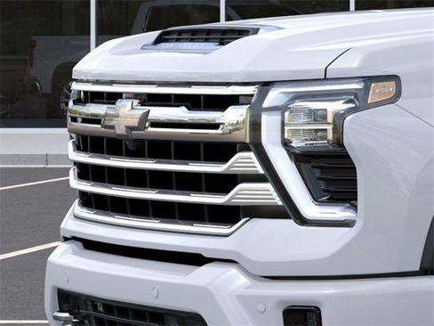 New 2026 Chevrolet Silverado 2500 High Country w/ High Country Premium Package image 13