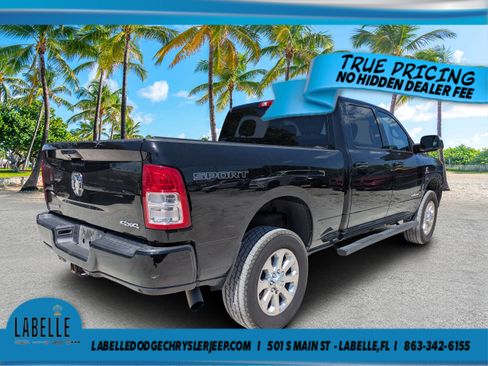 Used 2021 RAM 2500 Big Horn w/ Level 1 Equipment Group AWD/4WD image 3