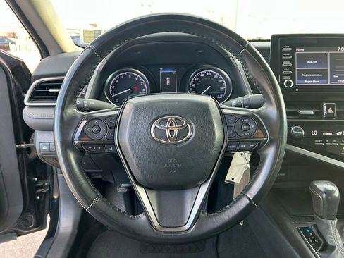 Used 2024 Toyota Camry SE image 22
