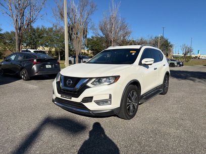 Used 2017 Nissan Rogue SL