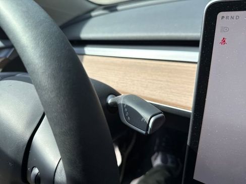 Used 2023 Tesla Model 3 Standard Range RWD image 23