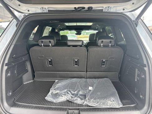 New 2026 Buick Enclave Preferred w/ Power Package AWD/4WD image 25