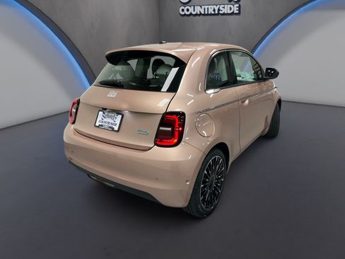 New 2026 FIAT 500 e Icona w/ Quick Order Package 21R FWD image 7