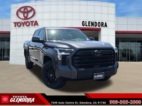 New 2026 Toyota Tundra SR5 AWD/4WD image 2