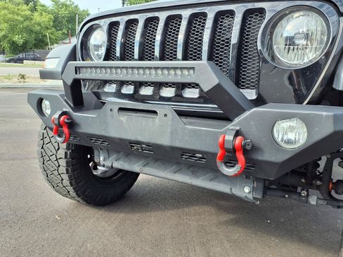 Used 2021 Jeep Wrangler Sport AWD/4WD image 28