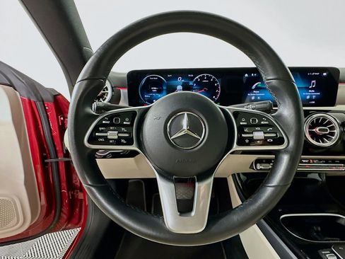 Used 2021 Mercedes-Benz CLA 250 image 18