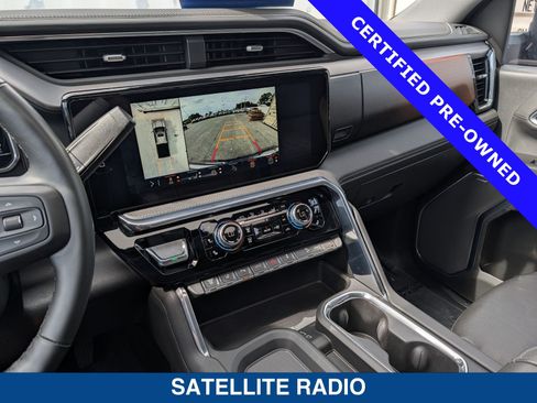 Used 2025 GMC Sierra 3500 Denali w/ Denali Reserve Package AWD/4WD image 36