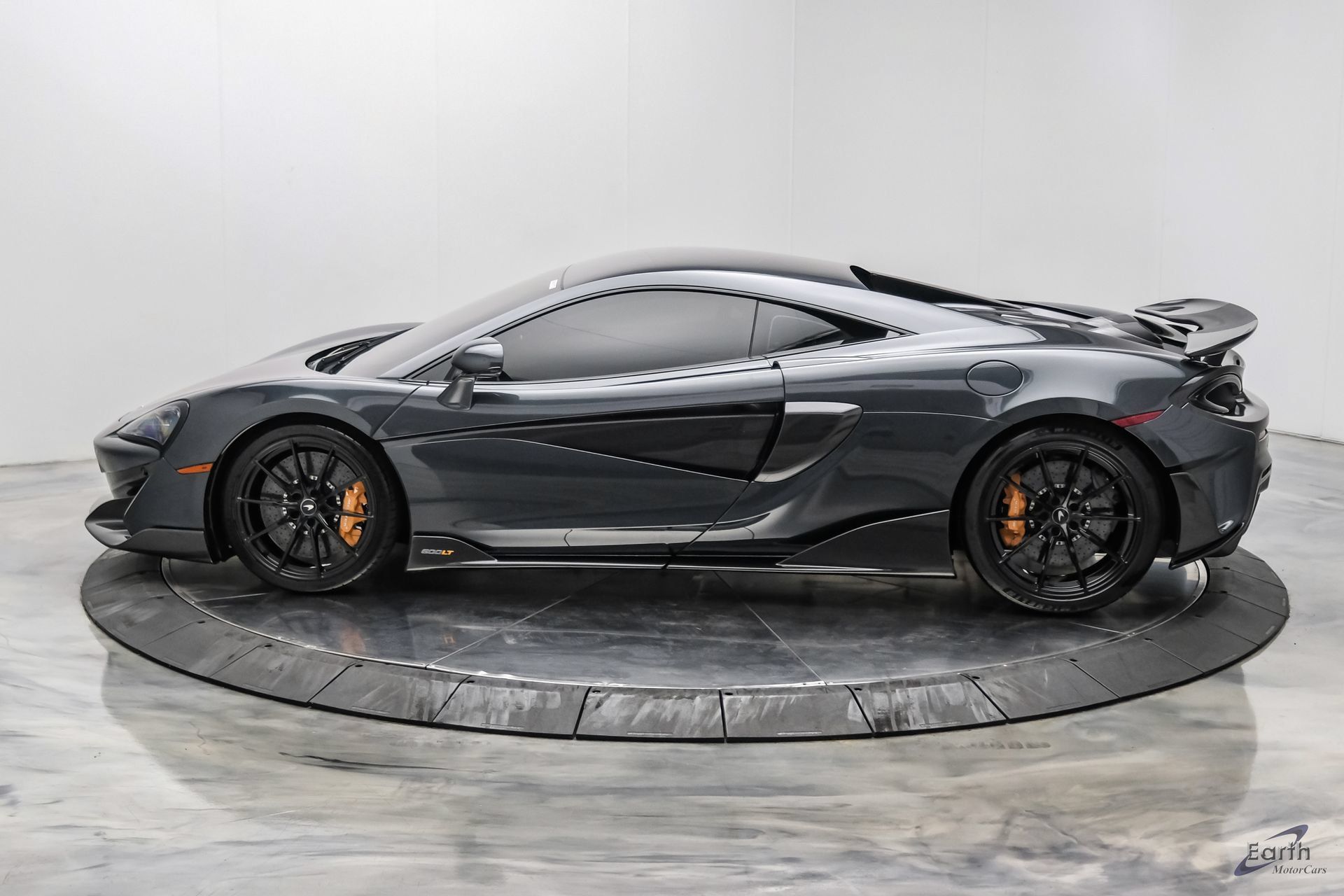 Used 2019 McLaren 600LT RWD image 9