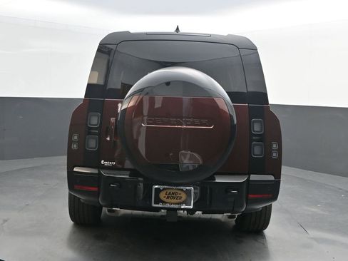 New 2026 Land Rover Defender 130 X-Dynamic SE AWD/4WD image 6