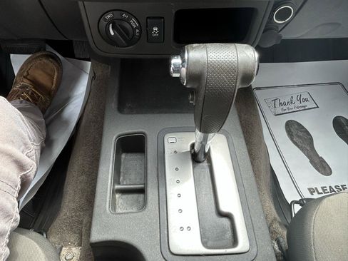 Used 2015 Nissan Xterra S AWD/4WD image 24