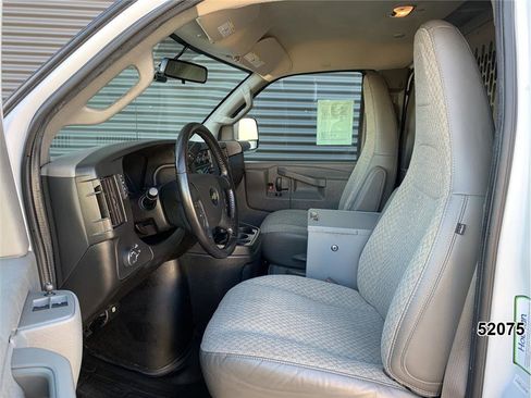 Used 2022 Chevrolet Express 2500 w/ Driver Convenience Package image 24