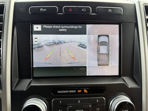 Used 2018 Ford F150 King Ranch w/ Equipment Group 601A Luxury image 23