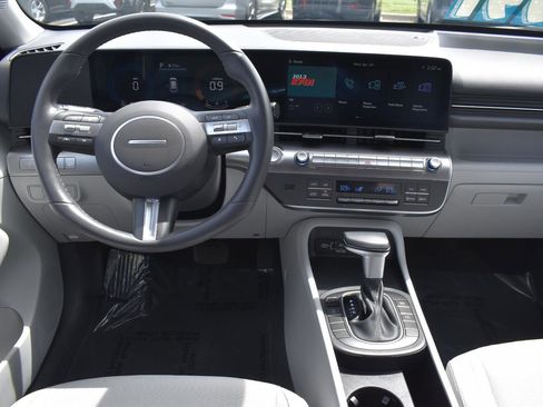 Used 2025 Hyundai Kona SEL AWD/4WD image 20