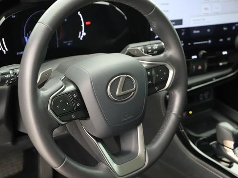 Used 2023 Lexus NX 350 AWD image 16
