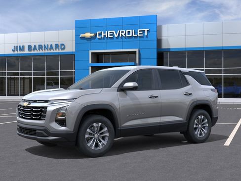 New 2026 Chevrolet Equinox LT AWD/4WD image 2