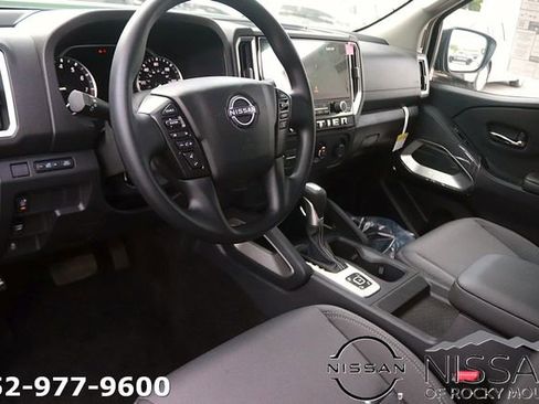 New 2026 Nissan Frontier SV AWD/4WD image 12
