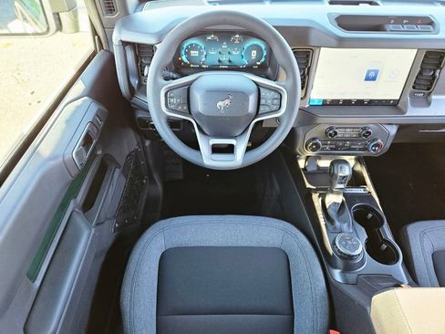 New 2025 Ford Bronco 2-Door AWD/4WD image 11