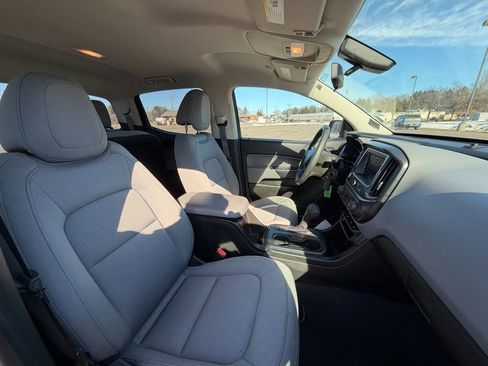Used 2021 Chevrolet Colorado W/T image 8