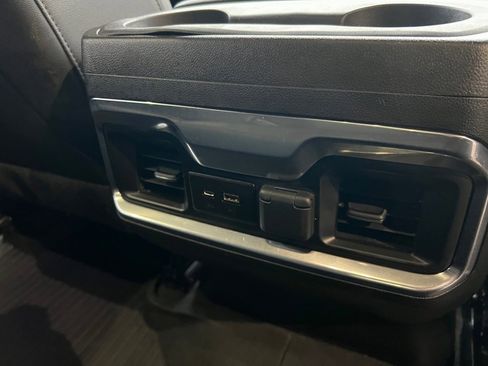 Used 2022 GMC Sierra 1500 AT4 image 19