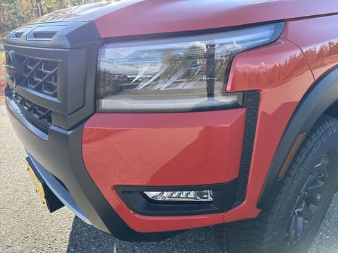 New 2026 Nissan Frontier PRO-4X w/ Pro-4x Convenience Package image 14