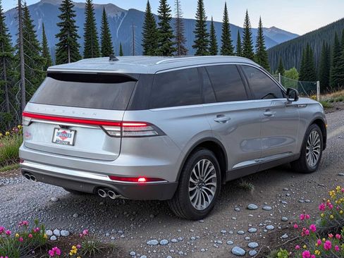 Used 2022 Lincoln Aviator Reserve w/ Equipment Group 201A AWD/4WD image 6