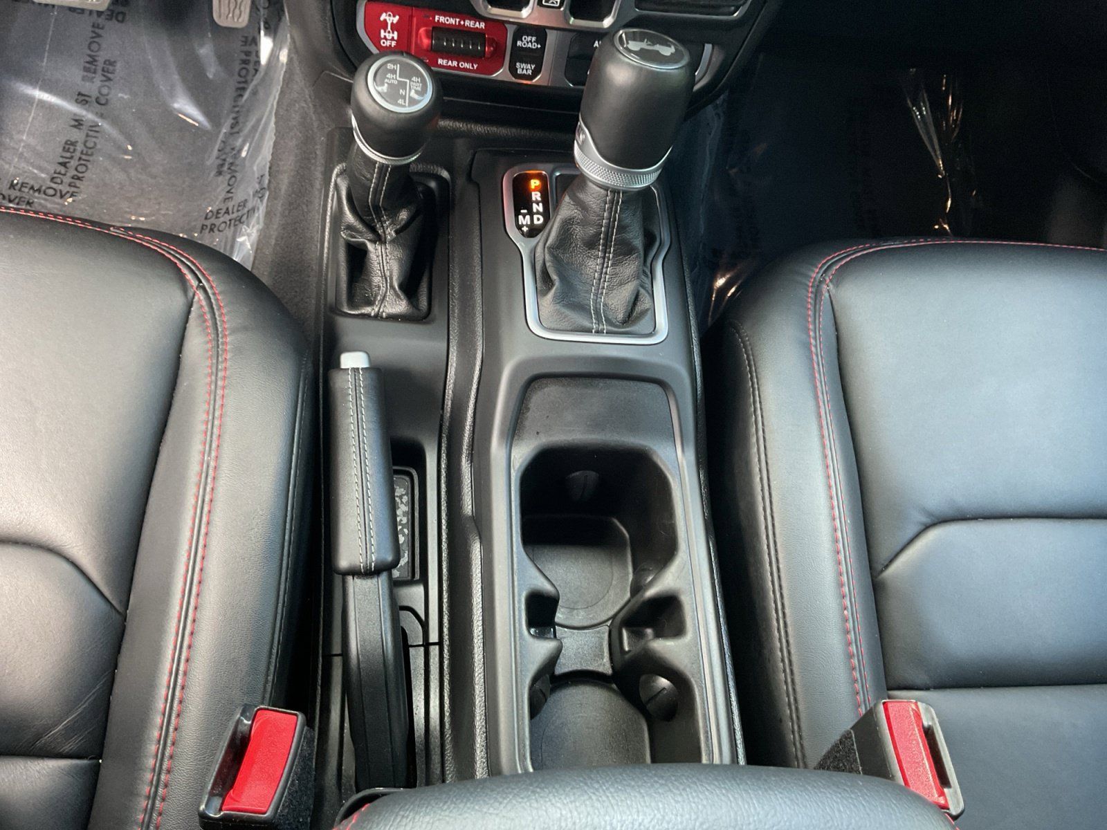 Used 2024 Jeep Wrangler Unlimited Rubicon AWD/4WD image 49
