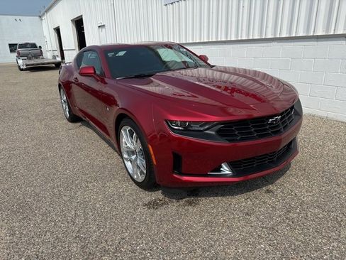 Used 2023 Chevrolet Camaro LT w/ RS Package image 4