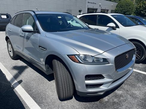 Used 2018 Jaguar F-PACE Premium AWD/4WD image 2