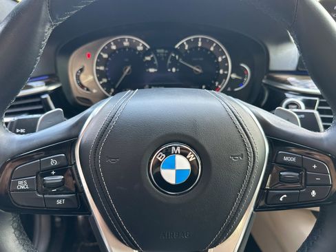 Used 2018 BMW 530i RWD image 10