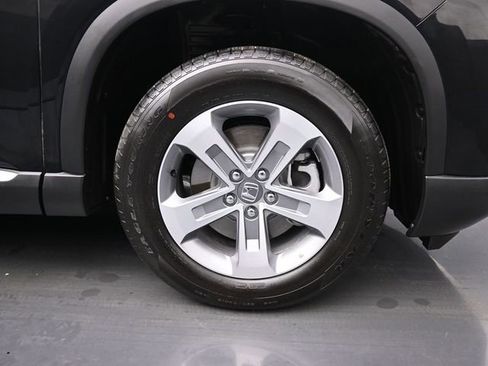 Used 2025 Honda Pilot EX-L image 45