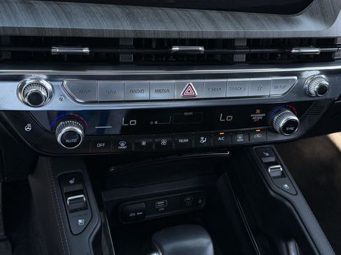 Used 2023 Kia Telluride SX image 15