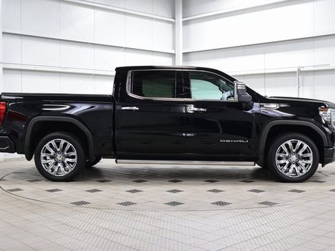 Used 2024 GMC Sierra 1500 Denali w/ Denali Reserve Package image 9