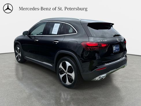 Used 2026 Mercedes-Benz GLA 250 image 4