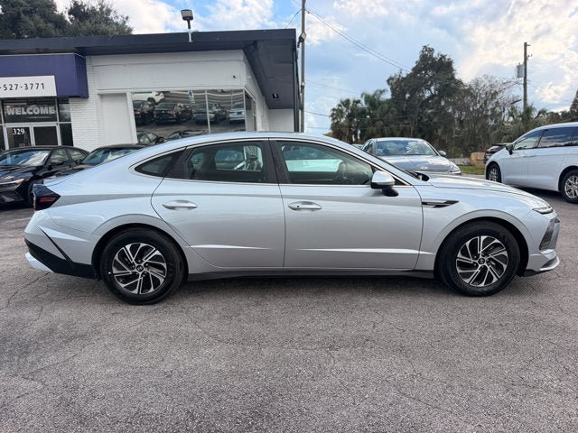 Used 2026 Hyundai Sonata Blue FWD image 6