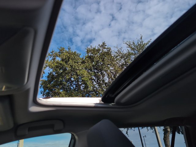 Used 2019 Toyota RAV4 XLE w/ Convenience Package FWD image 19