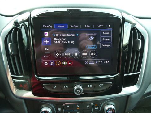 Certified 2021 Chevrolet Traverse LT AWD/4WD image 31