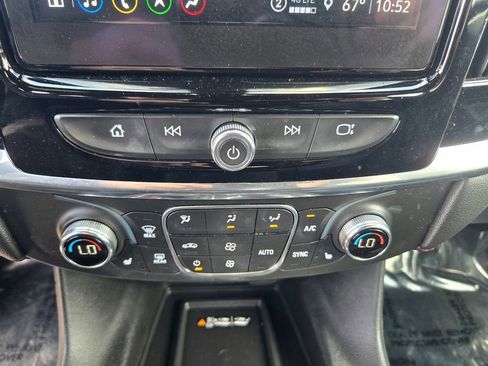 Used 2023 Chevrolet Traverse RS w/ LPO, Floor Liner Package AWD/4WD image 17