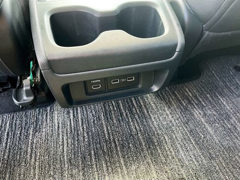 Used 2023 Honda Odyssey Elite image 28