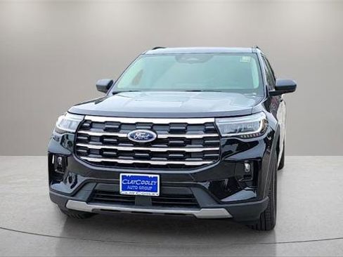 Certified 2025 Ford Explorer Active w/ Active Comfort Package image 2