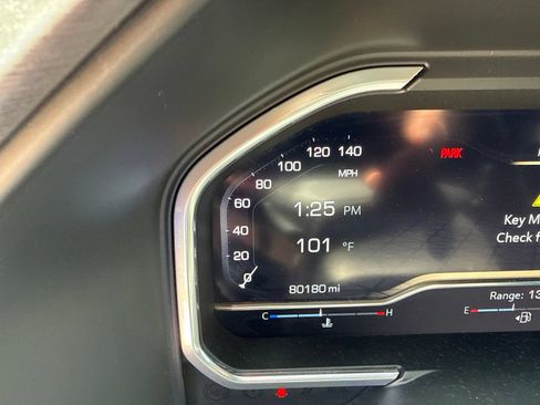 Used 2023 GMC Sierra 1500 AT4X AWD/4WD image 18